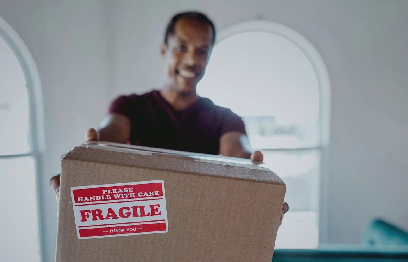 אריזה נכונה לפני מעבר דירה בישראל: כך מונעים נזקים