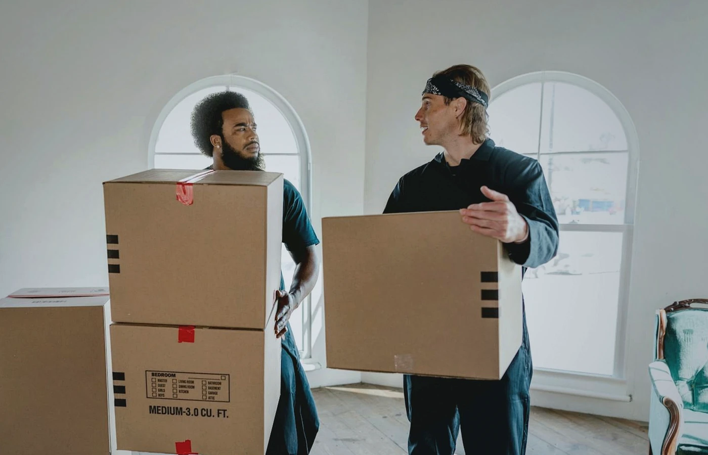 Чек-лист квартирного переезда в Хайфе: понятный план без хаоса