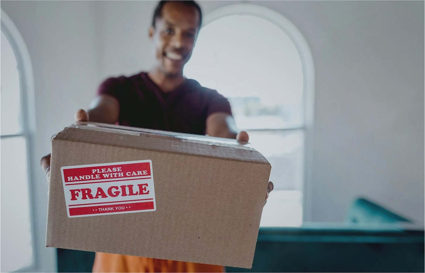 Упаковка вещей перед переездом в Израиле: система без повреждений